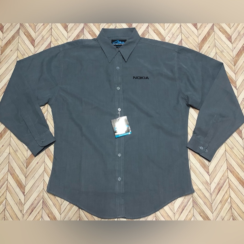 NWT Nokia Employee Women’s Long Sleeve Button Down Top. Tri-Mountain Size M.Grey